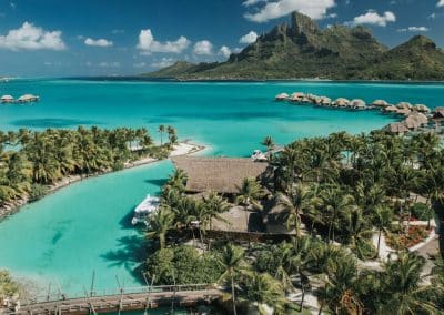 Four Seasons Hotel Bora Bora